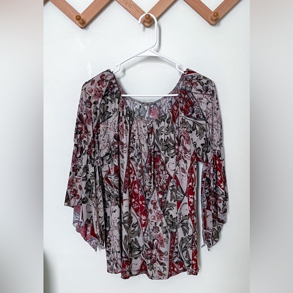 Women’s Green Tan & Maroon Flowy‎ Blouse